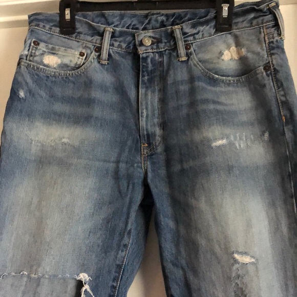 Men’s distressed Levi’s jeans - Picture 2 of 6